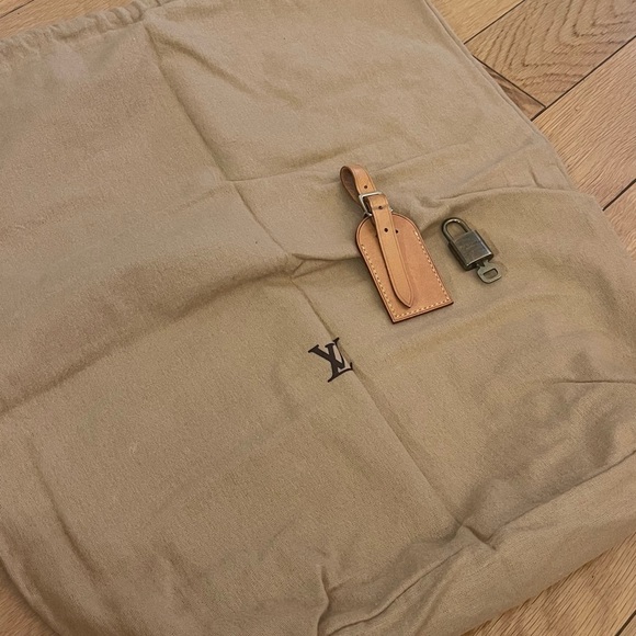 [LOUIS VIUTTON] MONOGRAM DEAUVILLE HANDBAG w/lock key dust bag - Picture 10 of 11